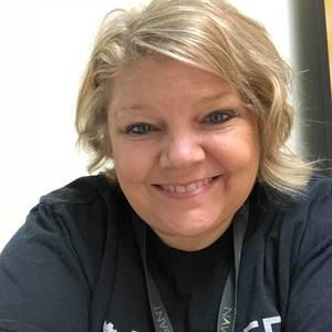 Meet your Posher, Dana